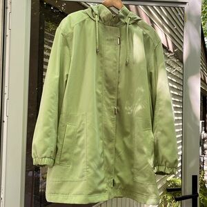 Rain coat size 18/20